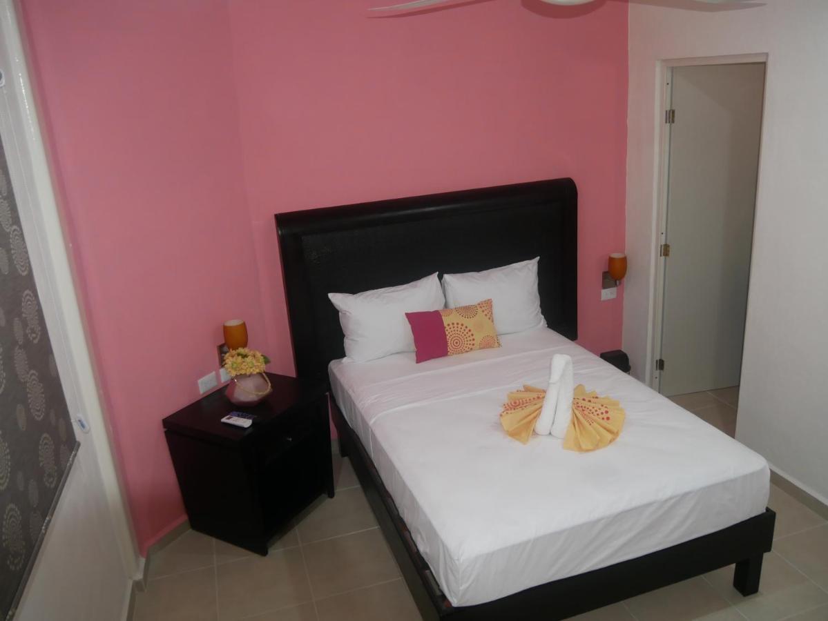 Hotel Real San Juan Suites Merida Ngoại thất bức ảnh